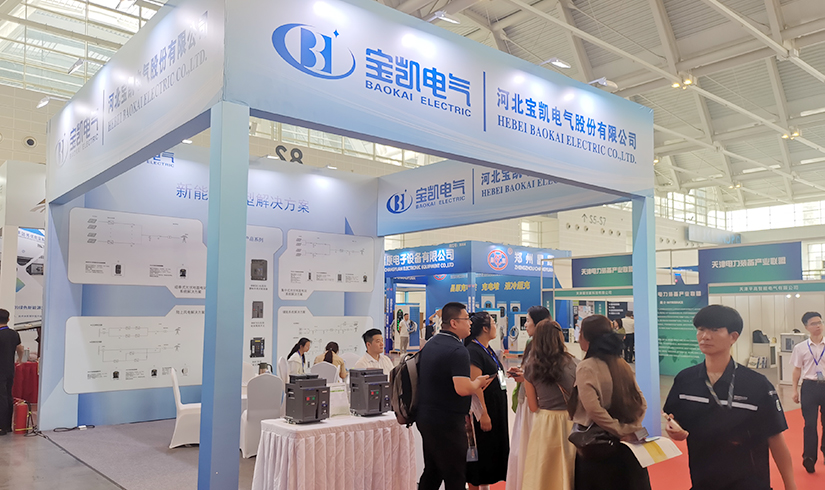 暴击行业天花板！jinnianhui今年会电气硬核技术亮相天津清洁能源展，引央视记者及能源产业巨头现场“挖宝”